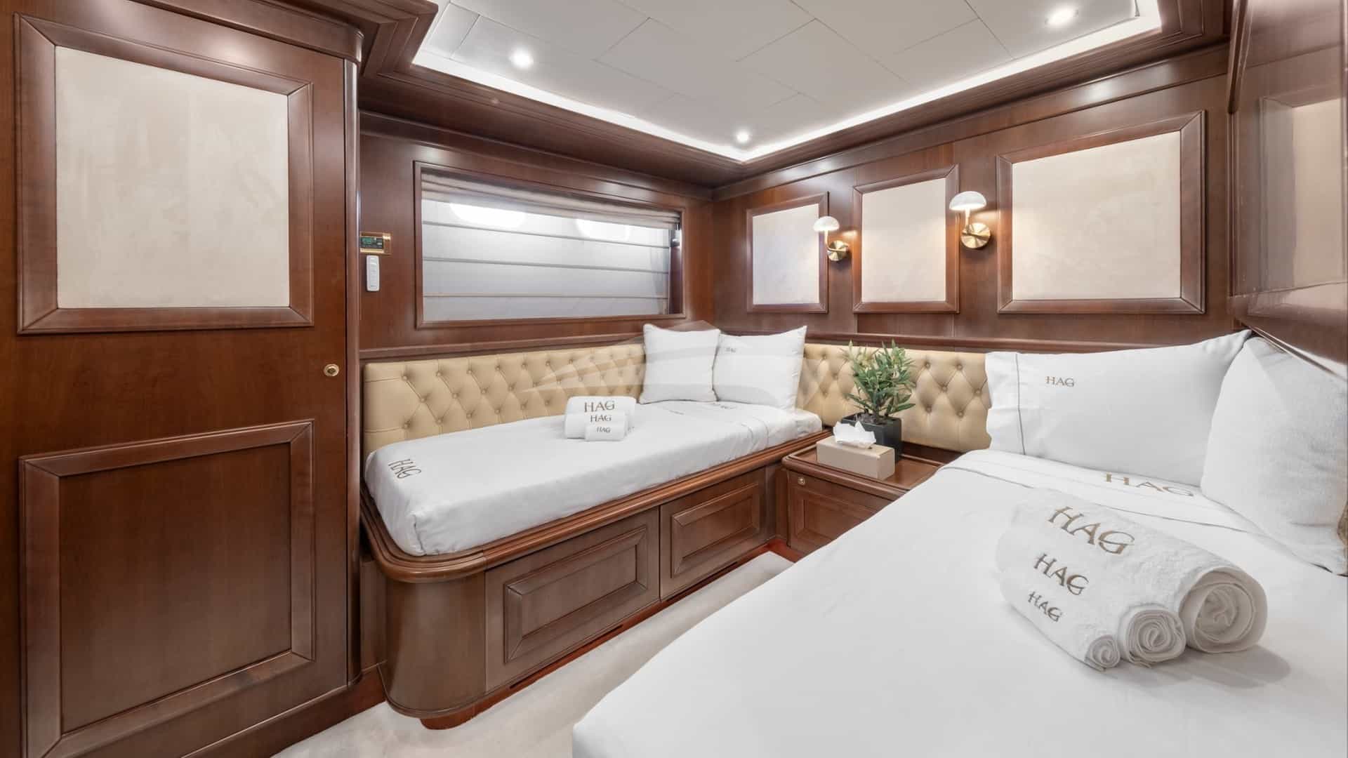 Twin Cabin