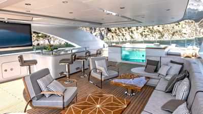 Deck Seating and Jacuzzi