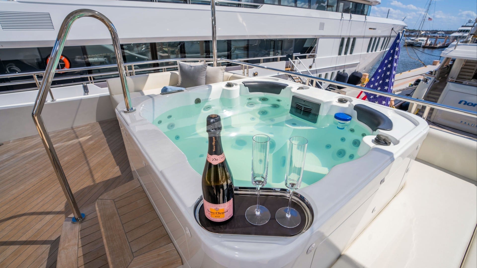 Bridge Deck Aft Jacuzzi