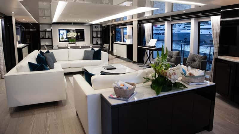 SONISHI 40m motor yacht charter, photo 6