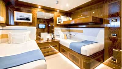 Twin Cabin with Pullman