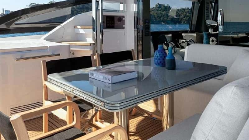 NEVER GIVE UP 25m motor yacht charter, photo 3