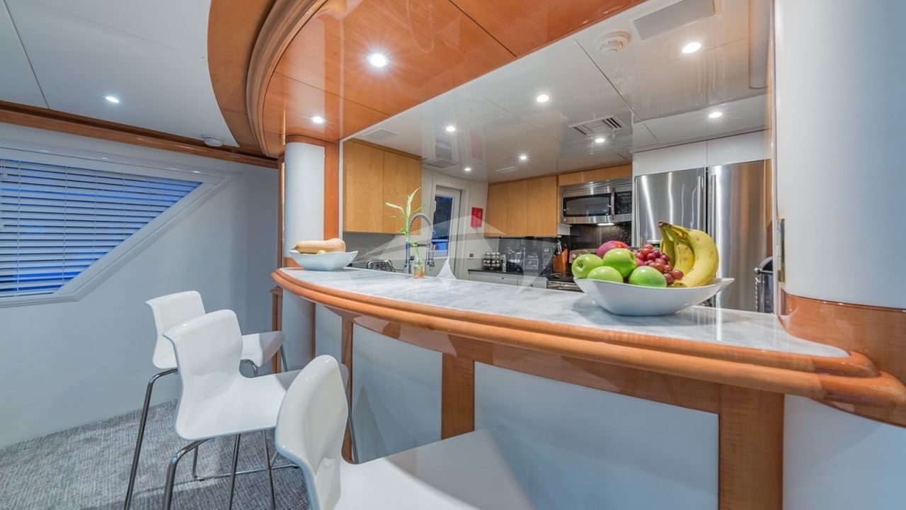 012 ROGUE Galley bar