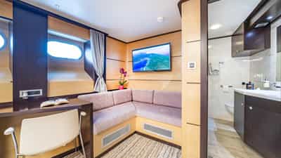 Natalie master seating and ensuite