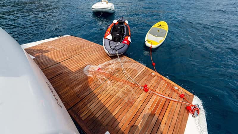 REGINE OF CANNES 25m motor yacht charter, photo 5
