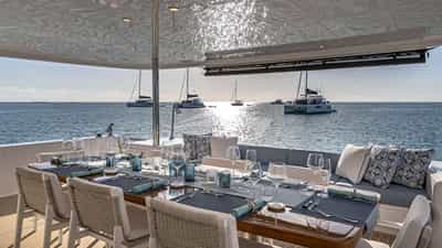 Deck Dining