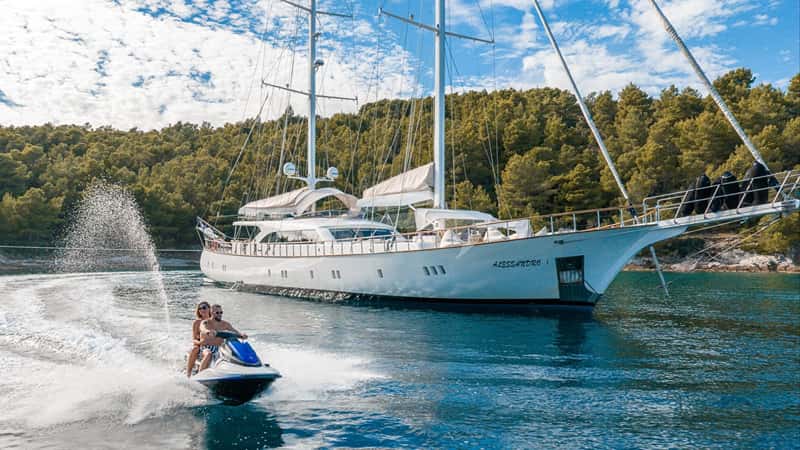 ALESSANDRO I 40m sailing yacht charter, photo 8