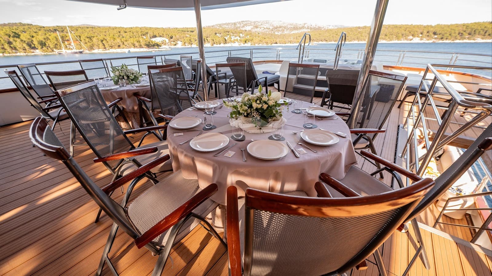 QUEEN ELEGANZA, photo from the yacht portfolio 14