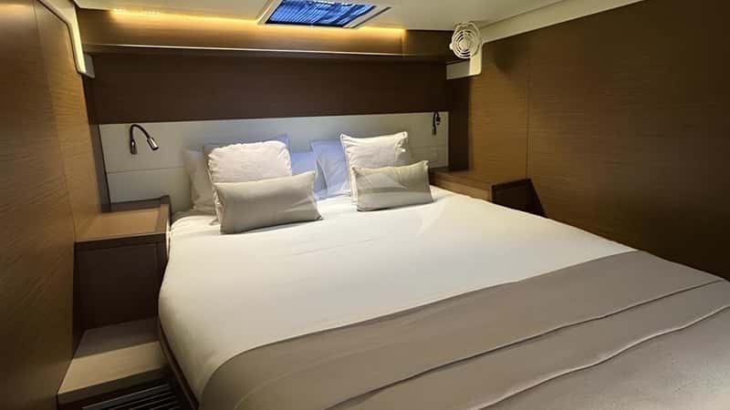 JOLIE 16m sailing yacht charter, photo 7