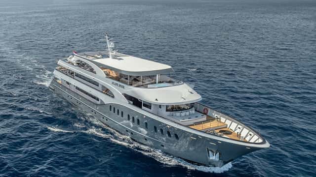 AGAPE ROSE 48m motor yacht for charter