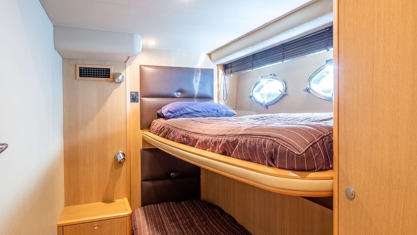 THE COMMISSIONER, photo from the yacht portfolio 8