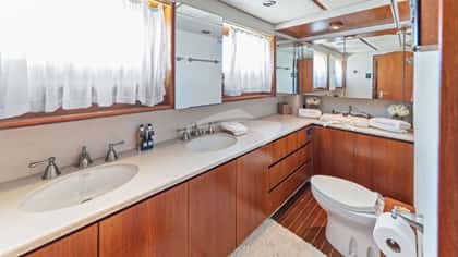 PANACHE 26m motor yacht charter, photo 10