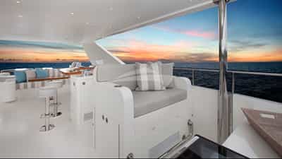 Upper Deck