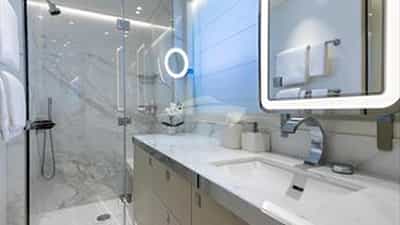 Guest Bathroom 2