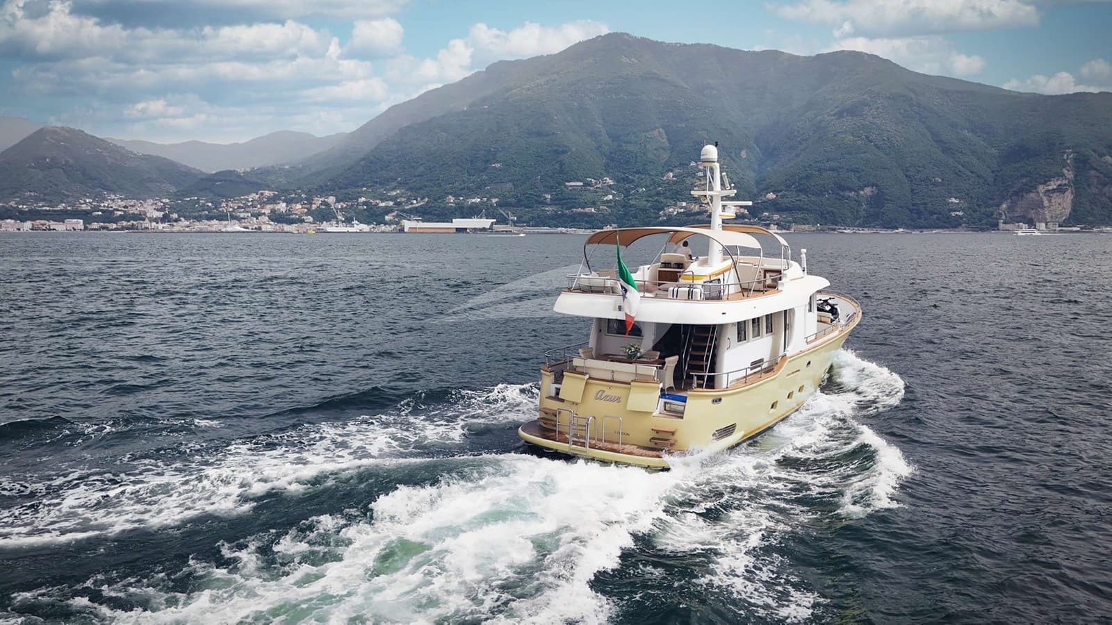 AZUR, photo from the yacht portfolio 10