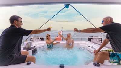 Flybridge Jacuzzi