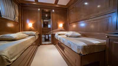 Twin Cabin