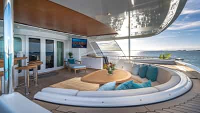 Main deck aft seating area