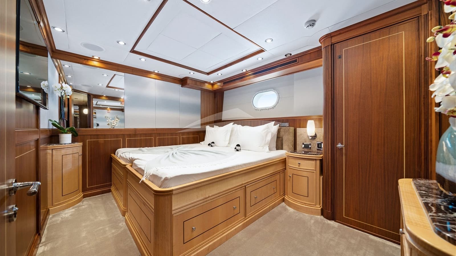 BLACKSHEEP, photo from the yacht portfolio 22