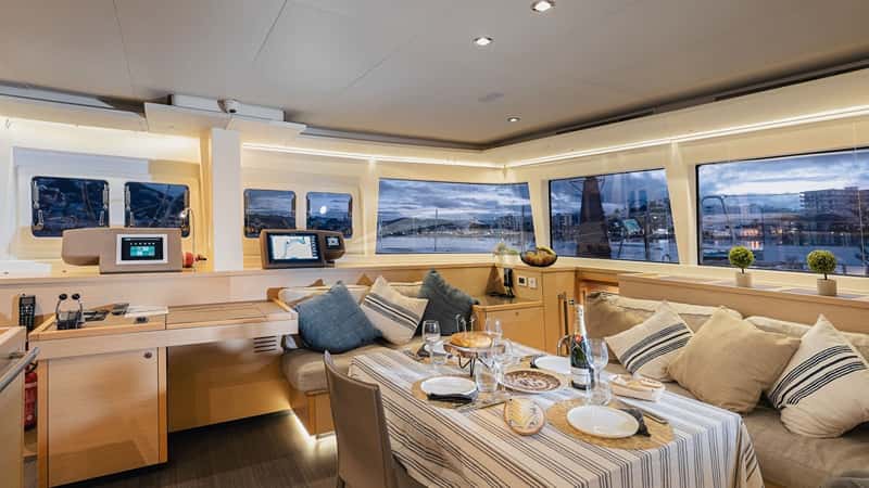 BALTHAZAR 17m sailing yacht charter, photo 7