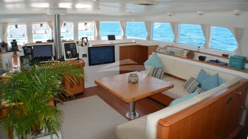 AMURA 17m sailing yacht charter, photo 3