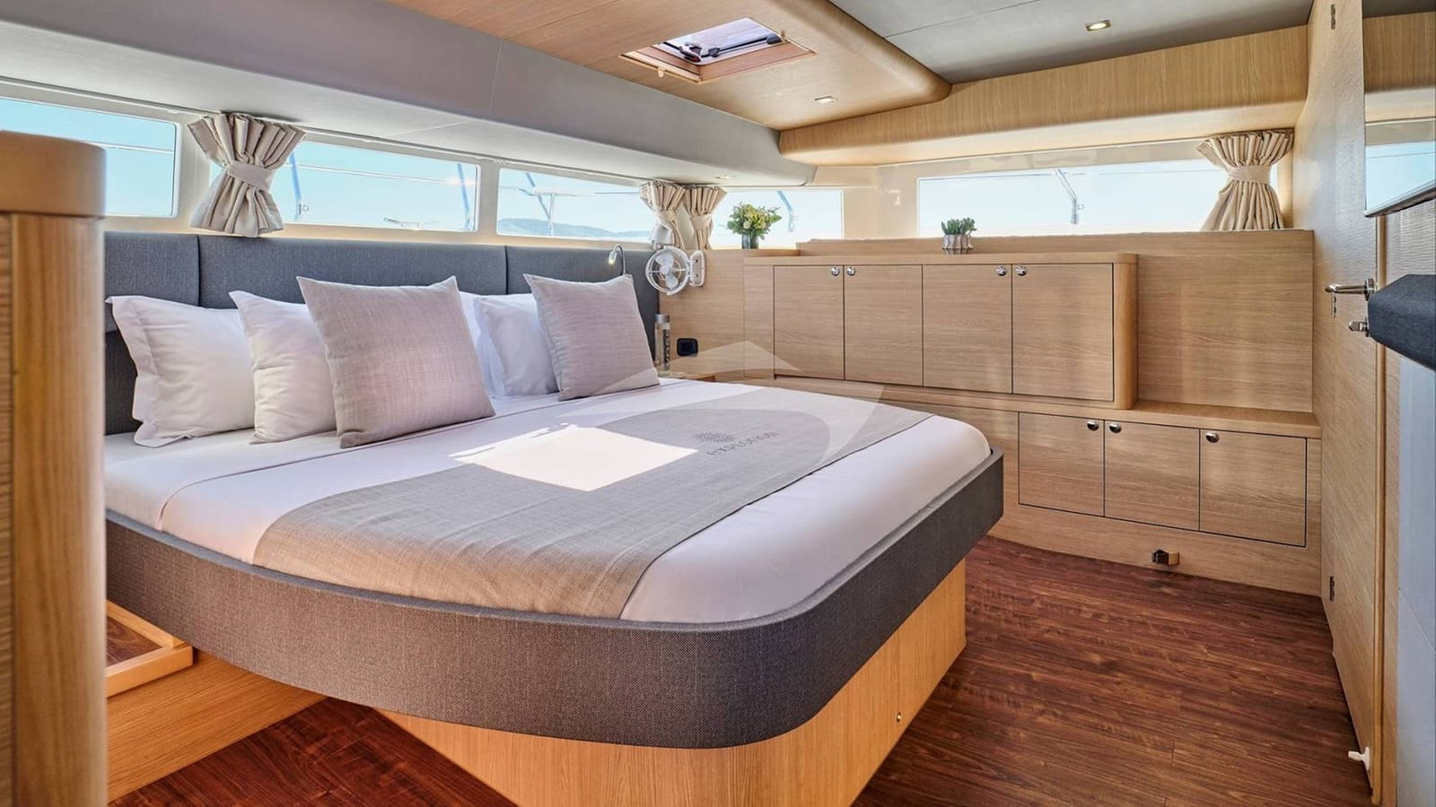 EXPLORION, Aufnahme aus dem Yachtportfolio 16