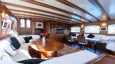 Main saloon and dining