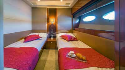 Twin Cabin