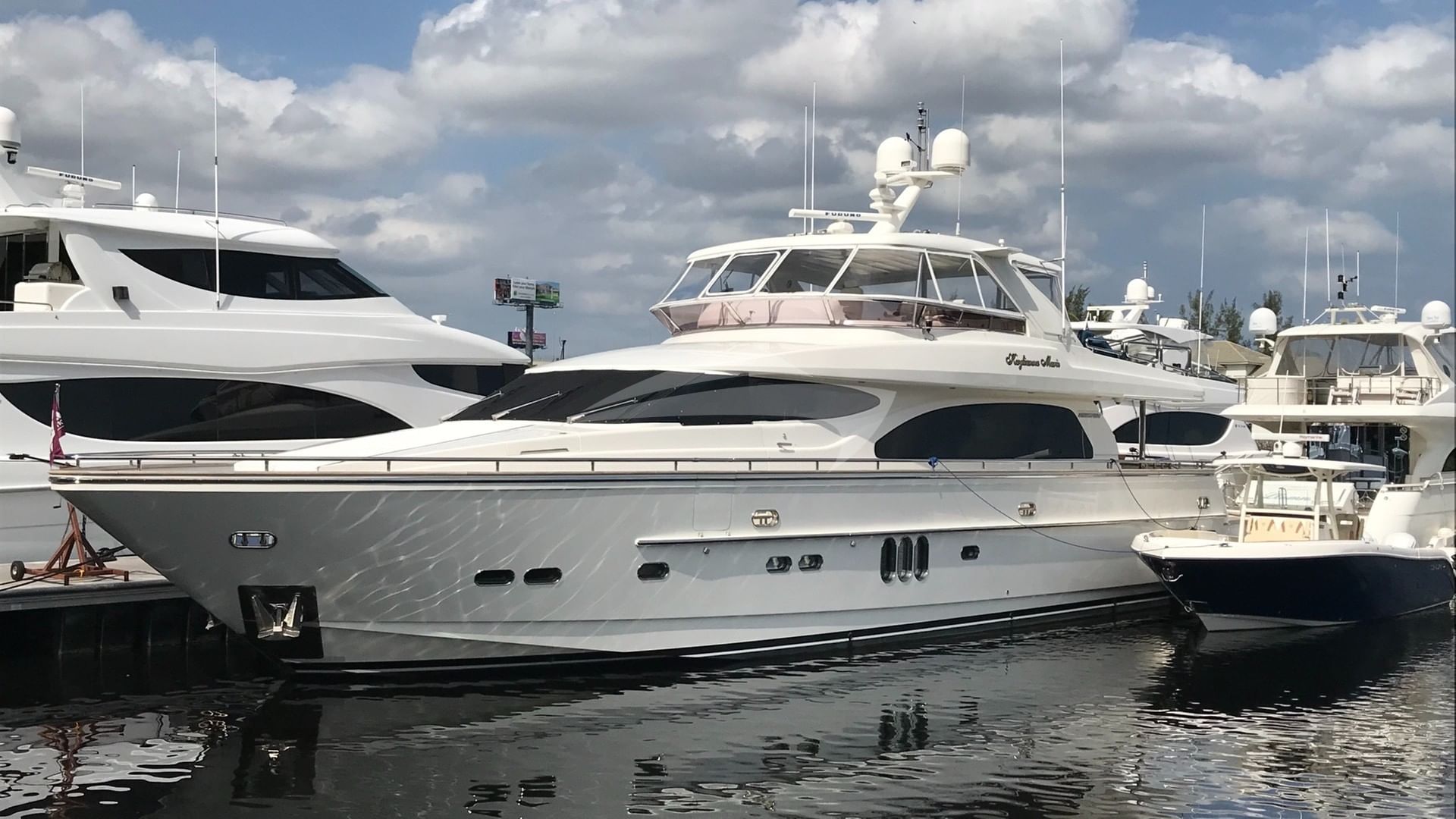 Profile shot Kaylianna Marie & her 32' Century tender