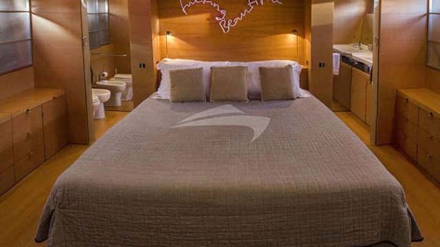 NOT GUILTY III yacht charter photo 5