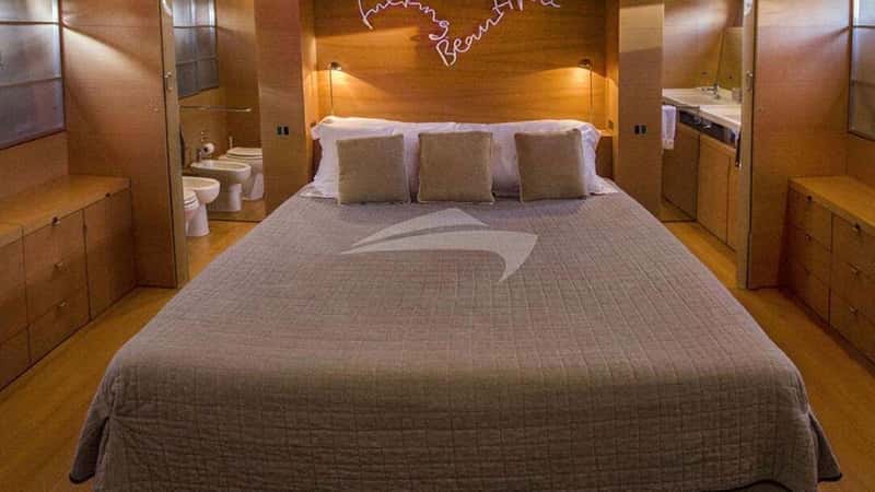 NOT GUILTY III 29m motor yacht charter, photo 6