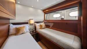 Twin Cabin
