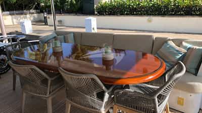 Aft deck dining