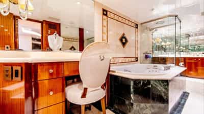 Owner's Bath