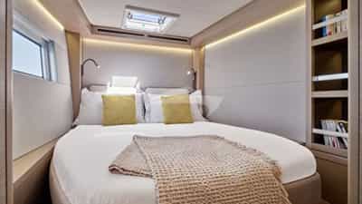 Double cabin