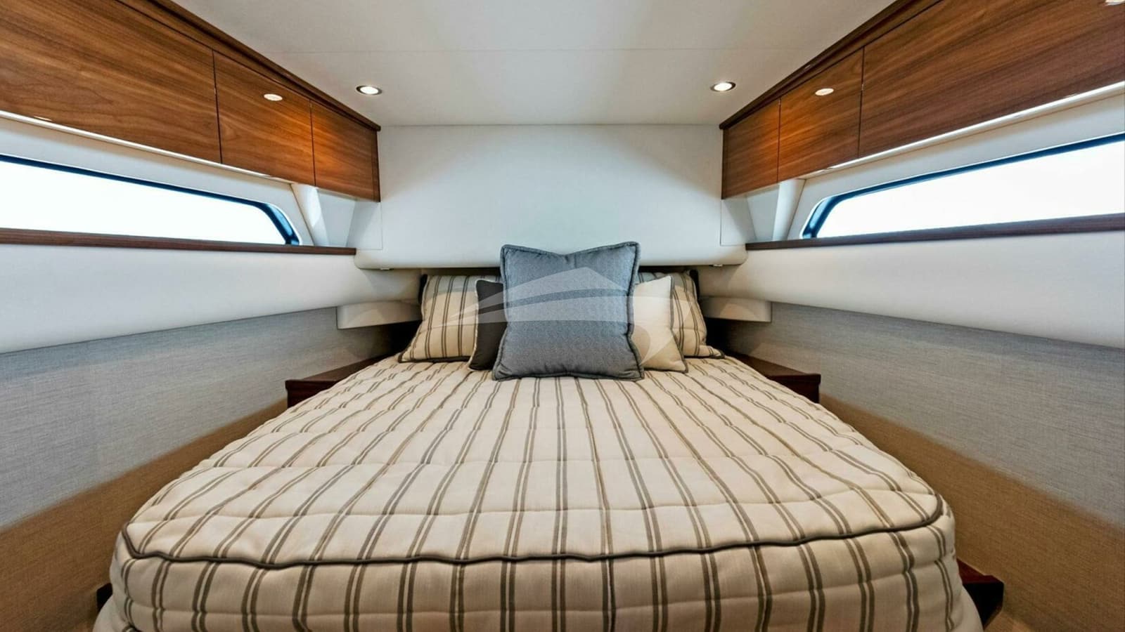 V55, photo from the yacht portfolio 16