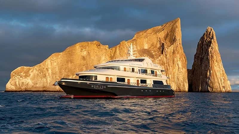 GALAPAGOS HORIZON 38m motor yacht charter, photo 6