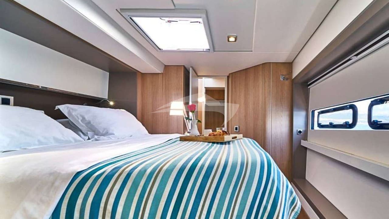 CHILLIN HUT, photo from the yacht portfolio 14