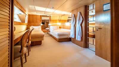 Twin Cabin