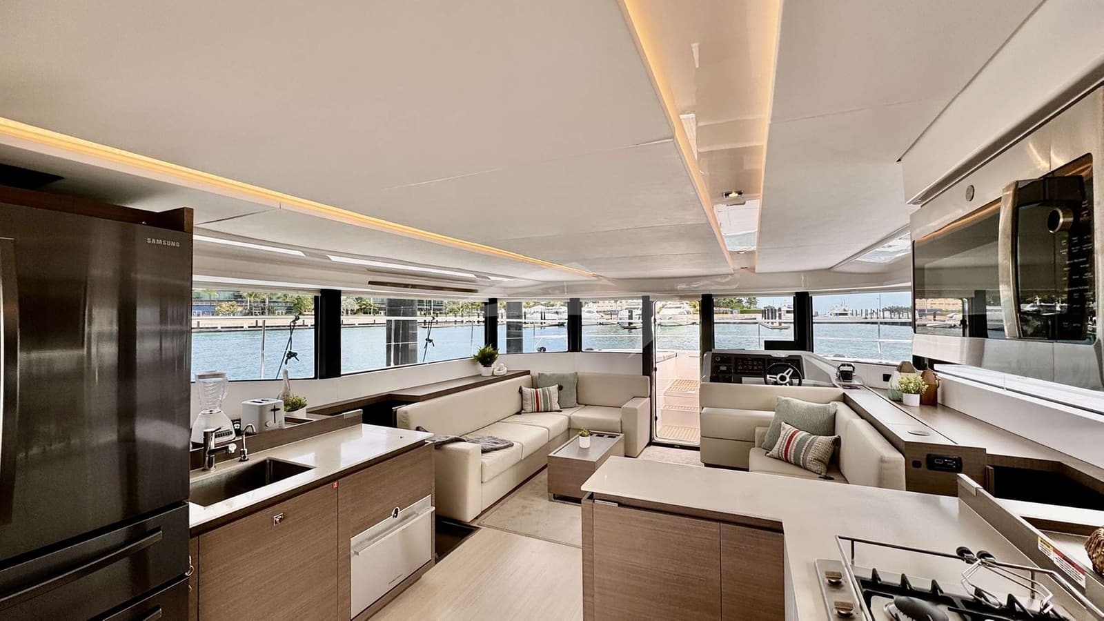 BRU SEA, photo from the yacht portfolio 11