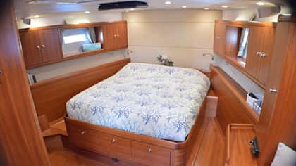 TERRA DI MEZZO 3 22m sailing yacht charter, photo 7