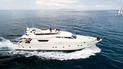 motor yacht Vento external 01