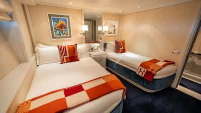 Twin Cabin