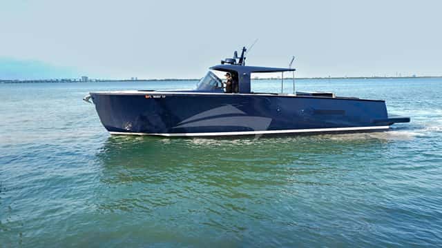 MERLIN 14m motor yacht for charter