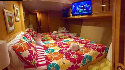 SUITE LIFE 28m motor yacht charter, photo 12