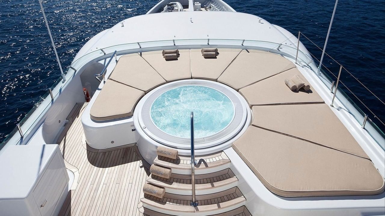 Jacuzzi Deck