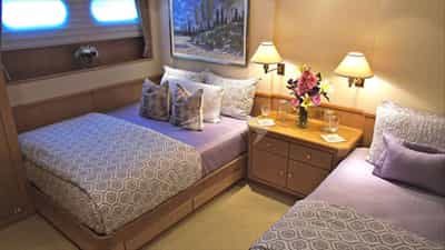 Guest cabin