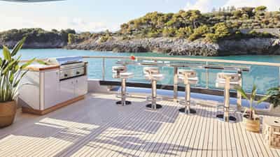 Upper Deck