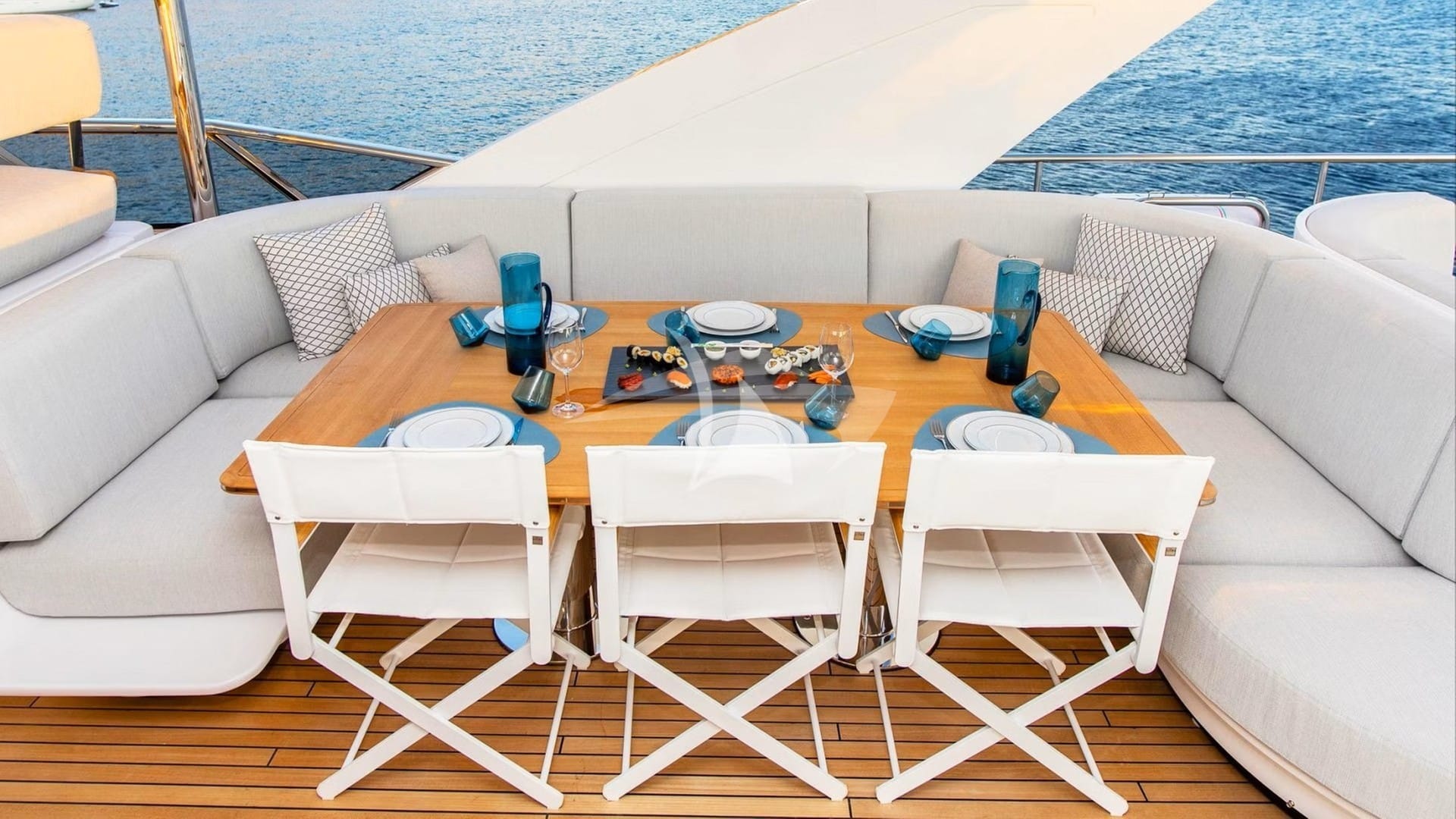Deck Dining