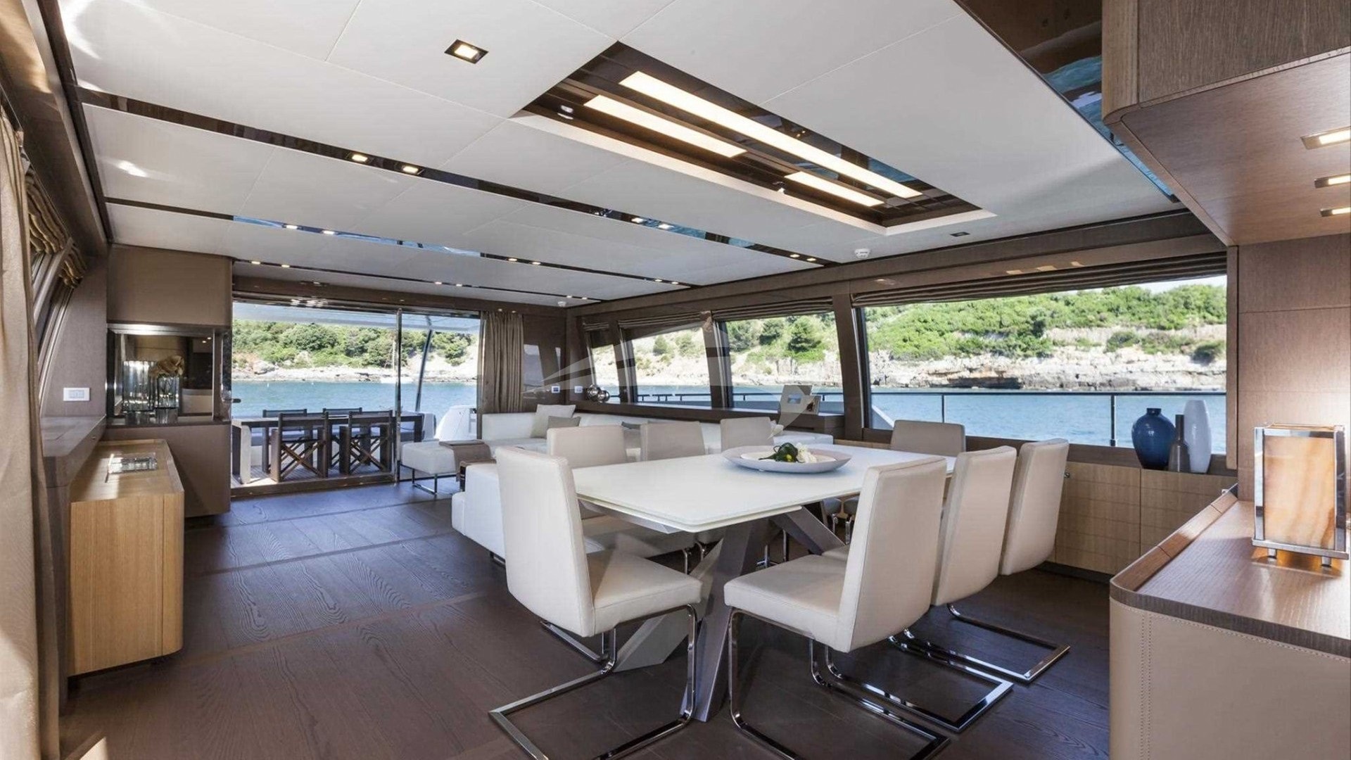 Formal Dining